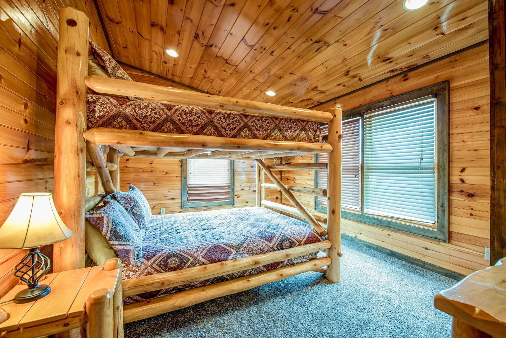 Standing Bear Lodge Gatlinburg Extérieur photo